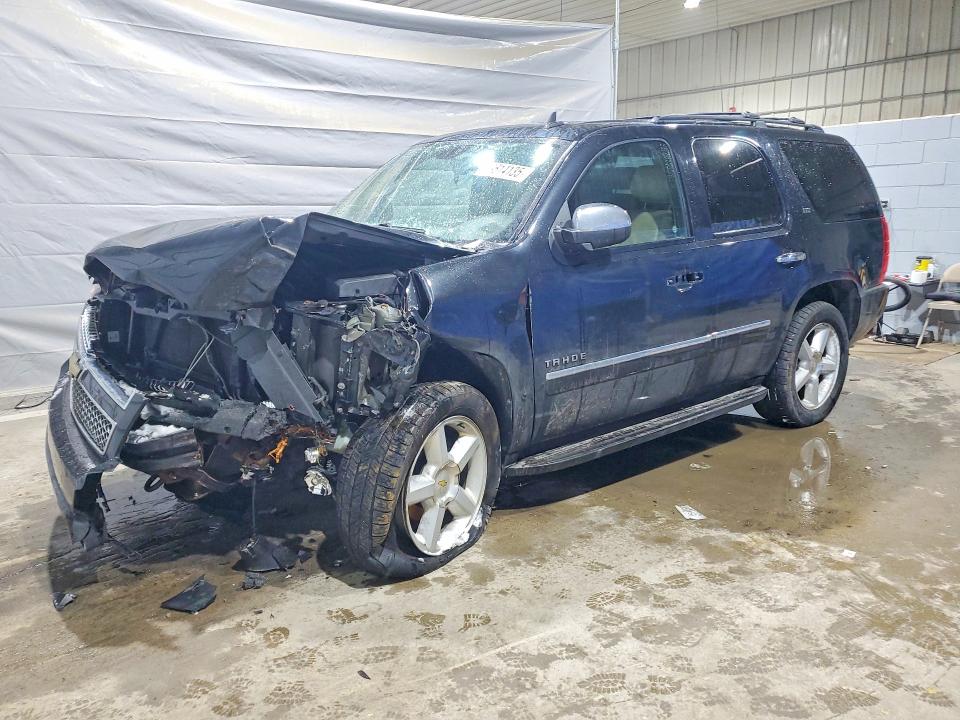 2010 Chevrolet Tahoe მანქანა იყიდება აუქციონზე, vin: 1GNUKCE0XAR120009, აუქციონის ნომერი: 79614135