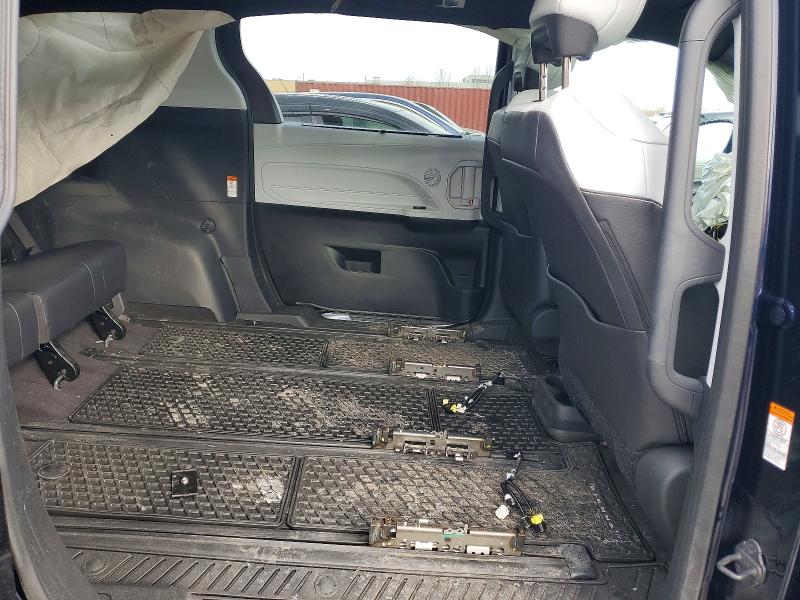 Продаж на аукціоні авто 2025 Toyota Sienna, vin: 5TDGSKFC5SS197222, номер лоту: 99924915