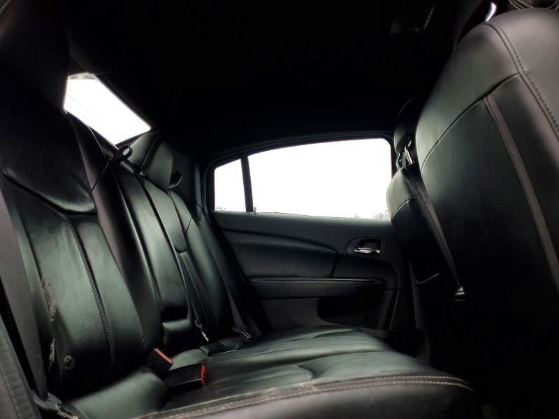 45679796 :رقم المزاد ، 1C3CCBCG3DN738557 vin ، 2013 Chrysler 200 مزاد بيع