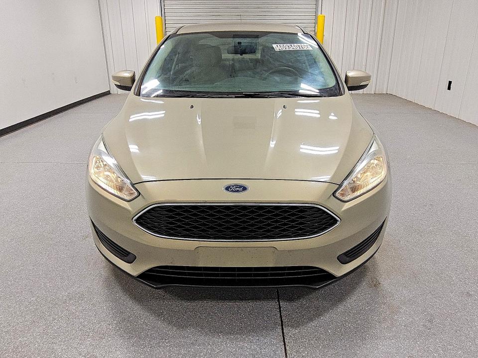 Продажа на аукционе авто 2015 Ford Focus, vin: 1FADP3F21FL211132, номер лота: 46934076