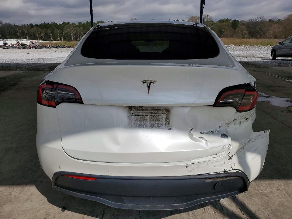 79222375 :رقم المزاد ، 5YJYGDEE9MF130554 vin ، 2021 Tesla Model Y مزاد بيع