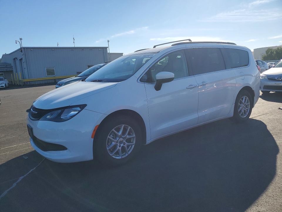 Продажа на аукционе авто 2021 Chrysler Voyager, vin: 2C4RC1DG2MR570332, номер лота: 79669015