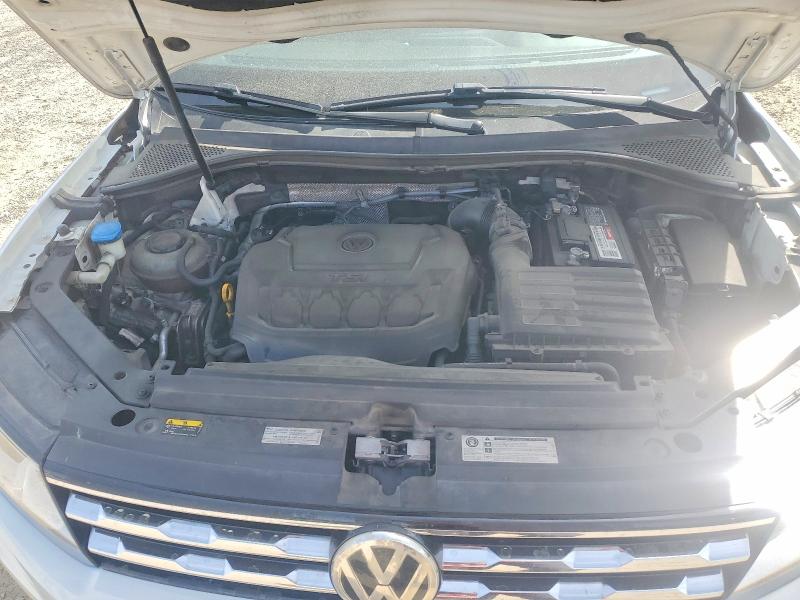 46657016 :رقم المزاد ، 3VV3B7AX0JM214675 vin ، 2018 Volkswagen Tiguan مزاد بيع