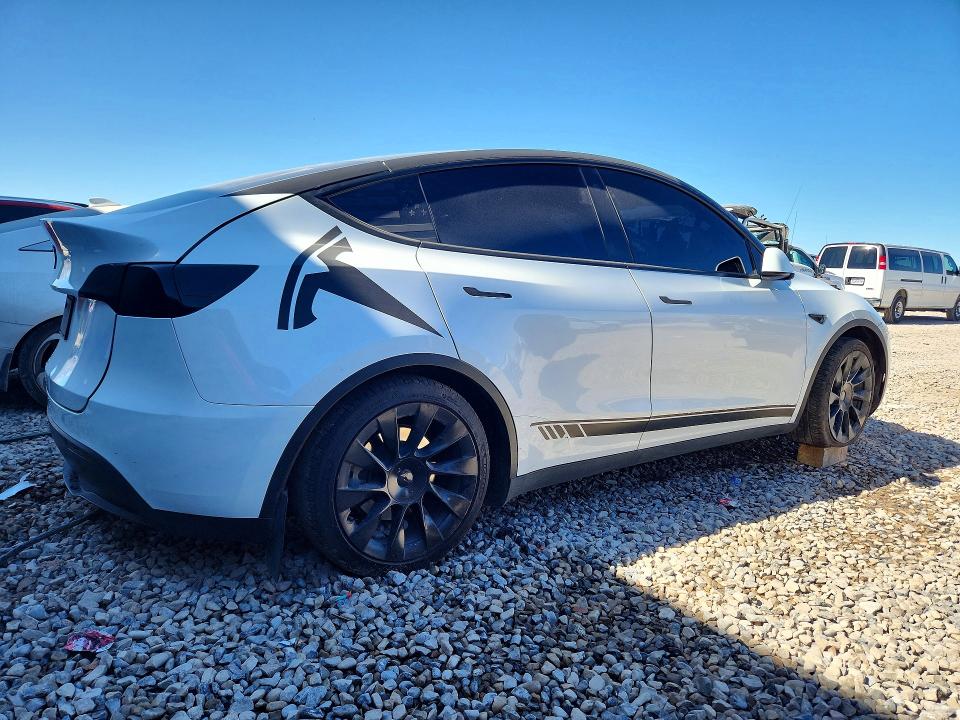 Продажа на аукционе авто 2023 Tesla Model Y, vin: 7SAYGAEE5PF707425, номер лота: 45974806