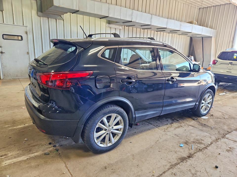2018 Nissan Rogue Sport მანქანა იყიდება აუქციონზე, vin: JN1BJ1CRXJW293106, აუქციონის ნომერი: 45447146