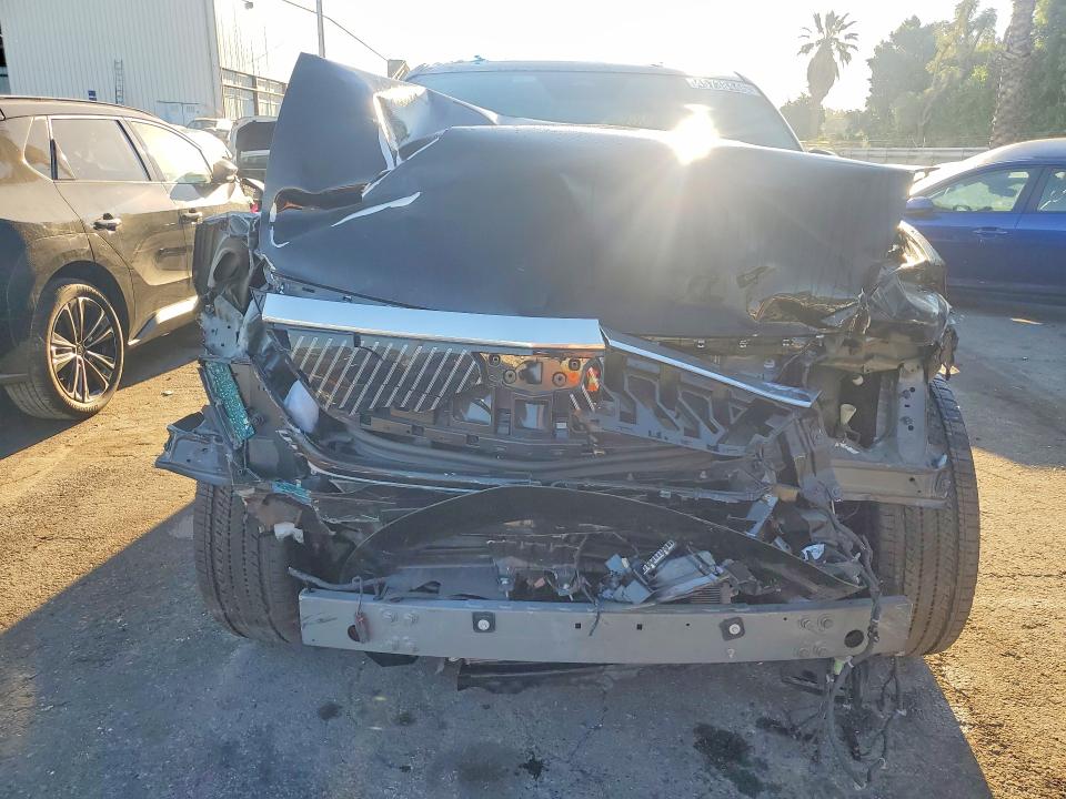 Auction sale of the 2025 Cadillac Escalade Iq, vin: 1GYTECKL0SU105778, lot number: 45738446