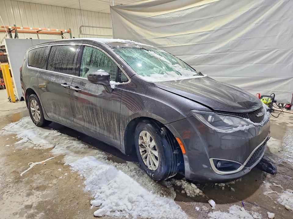 2019 Chrysler Pacifica მანქანა იყიდება აუქციონზე, vin: 2C4RC1FG8KR686614, აუქციონის ნომერი: 41774666