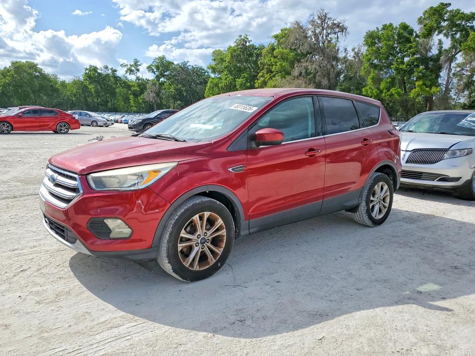 48315626 :رقم المزاد ، 1FMCU0GD9HUE86785 vin ، 2017 Ford Escape مزاد بيع
