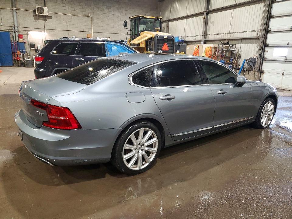 Продаж на аукціоні авто 2018 Volvo S90, vin: LVY992ML1JP034947, номер лоту: 42050796