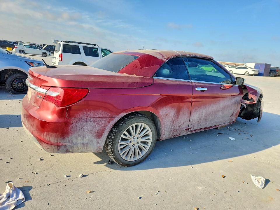 47368896 :رقم المزاد ، 1C3BCBFGXCN233542 vin ، 2012 Chrysler 200 مزاد بيع