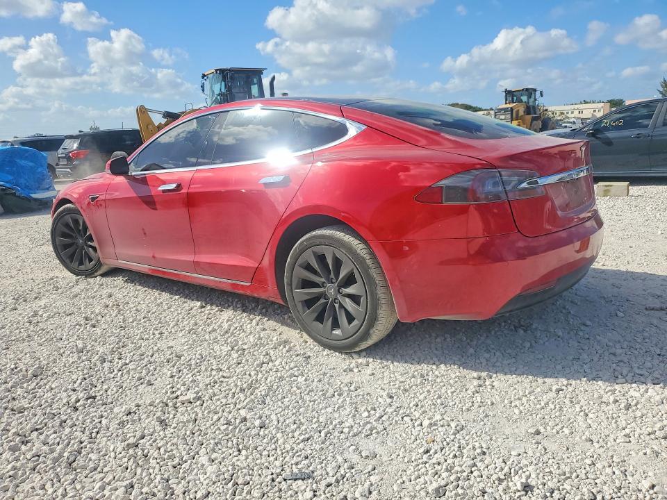 45501196 :رقم المزاد ، 5YJSA1E23LF391236 vin ، 2020 Tesla Model S مزاد بيع