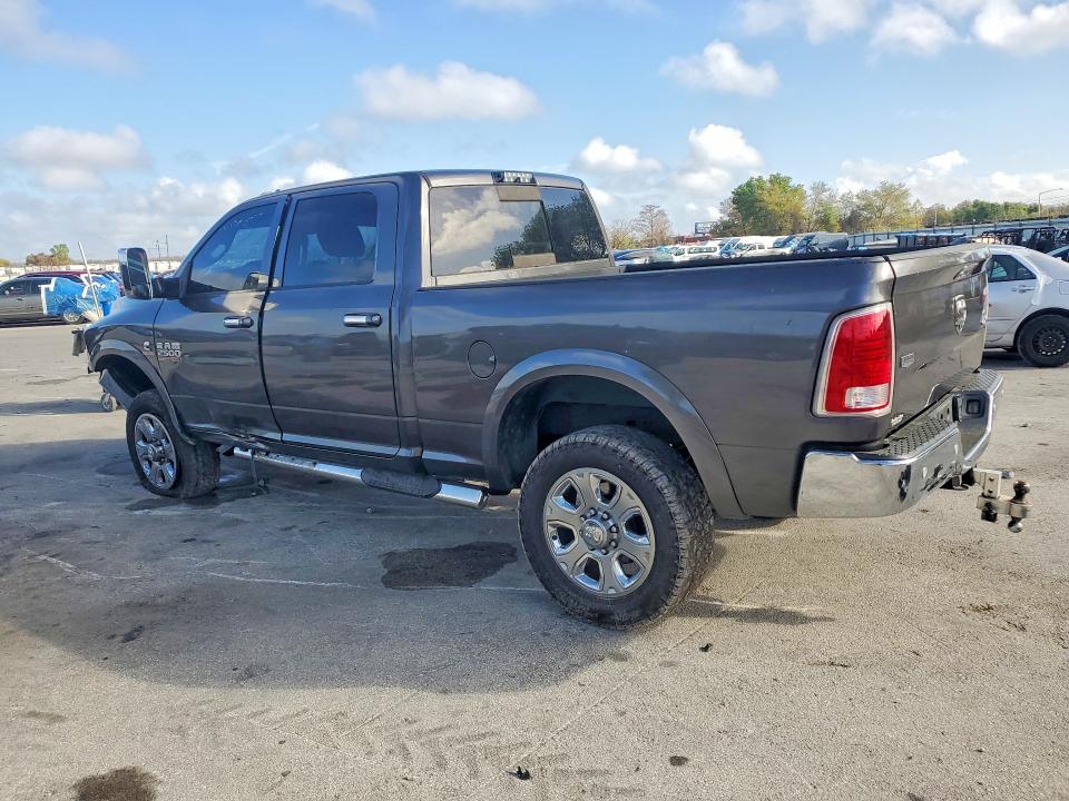 79150495 :رقم المزاد ، 3C6UR5FL6JG419626 vin ، 2018 Ram 2500 مزاد بيع