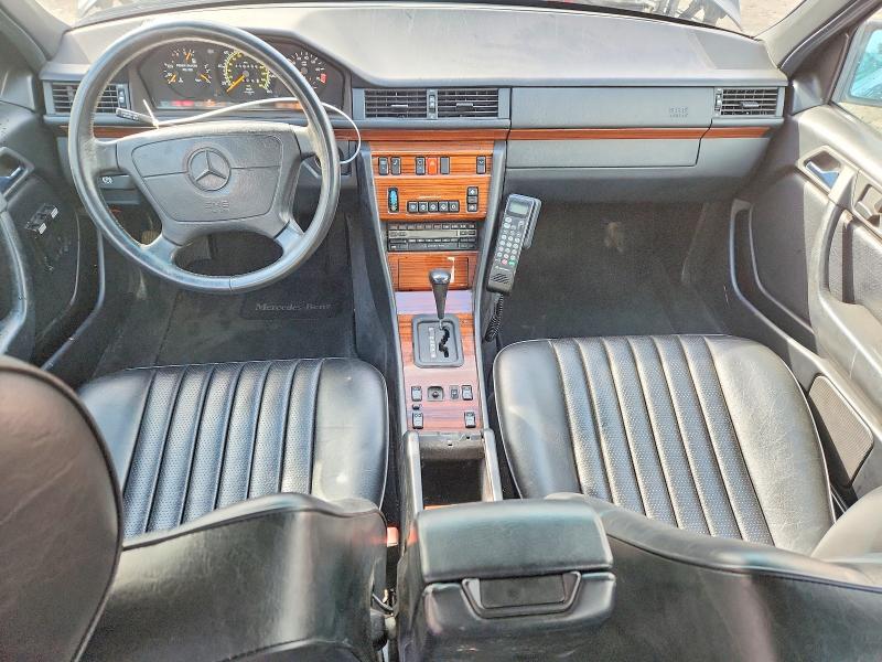 79320405 :رقم المزاد ، WDBEA28E4PB858079 vin ، 1993 Mercedes-benz 300 مزاد بيع