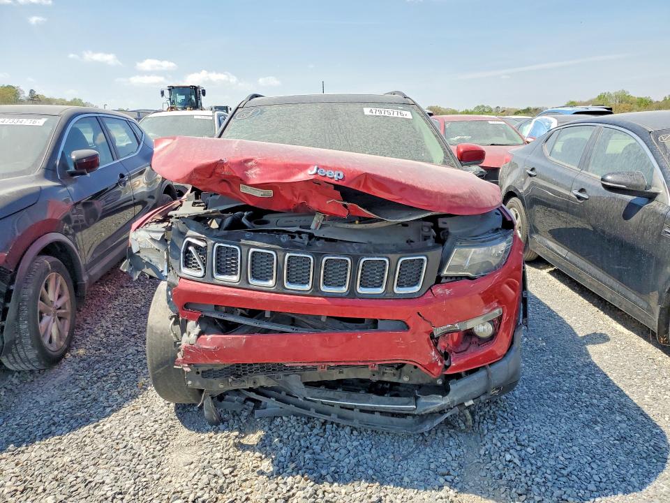 47975776 :رقم المزاد ، 3C4NJDCB6JT223039 vin ، 2018 Jeep Compass مزاد بيع