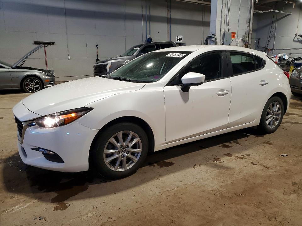 79157945 :رقم المزاد ، JM1BN1L77J1189590 vin ، 2018 Mazda 3 مزاد بيع