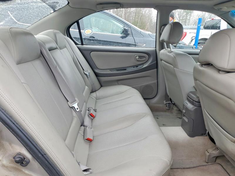 46562326 :رقم المزاد ، JN1CA31A31T314831 vin ، 2001 Nissan Maxima مزاد بيع