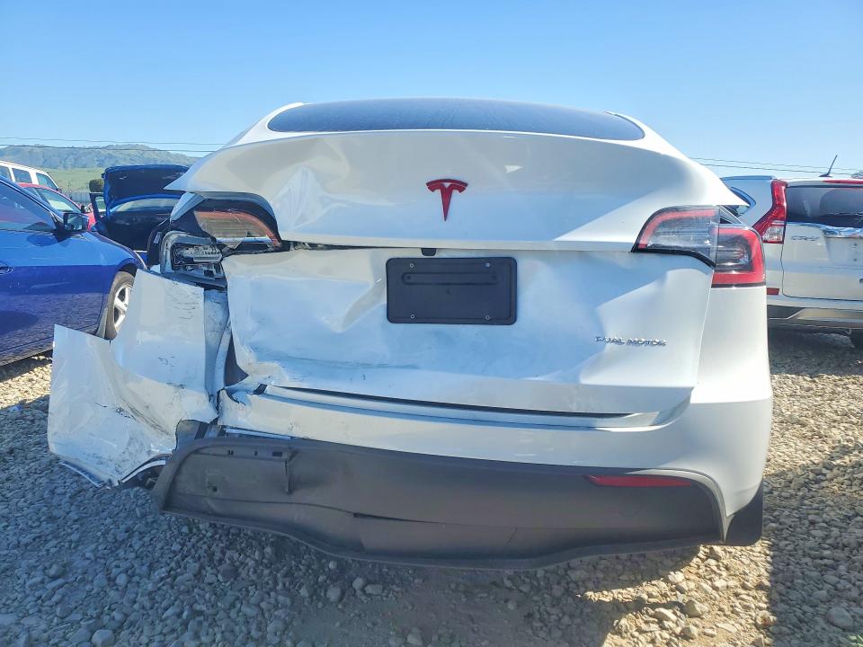 41731766 :رقم المزاد ، 7SAYGDEE6PF816896 vin ، 2023 Tesla Model Y مزاد بيع