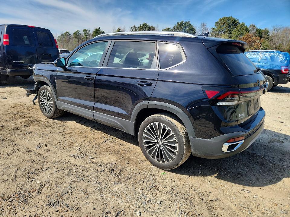 2025 Volkswagen Taos მანქანა იყიდება აუქციონზე, vin: 3VVEC7B24SM023710, აუქციონის ნომერი: 46740656