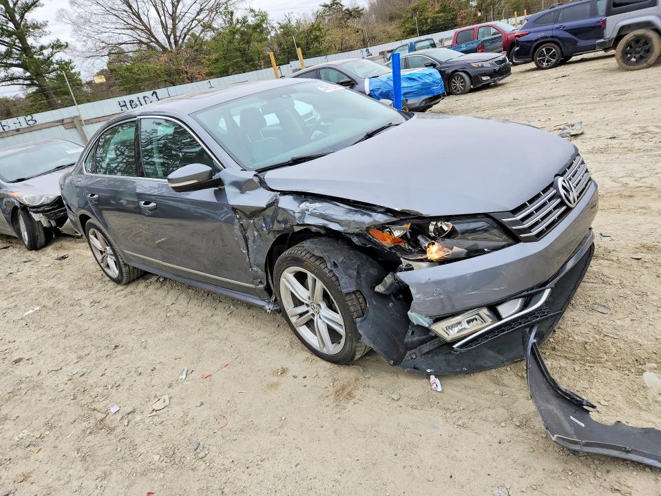 2014 Volkswagen Passat მანქანა იყიდება აუქციონზე, vin: 1VWCT7A39EC024564, აუქციონის ნომერი: 47813786