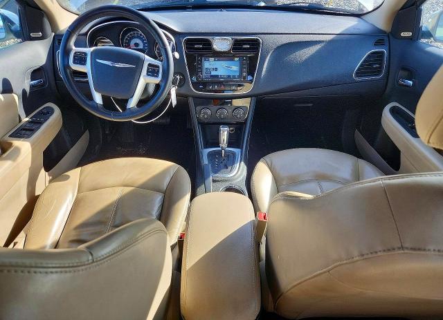 47237466 :رقم المزاد ، 1C3BC2FG2BN505791 vin ، 2011 Chrysler 200 مزاد بيع