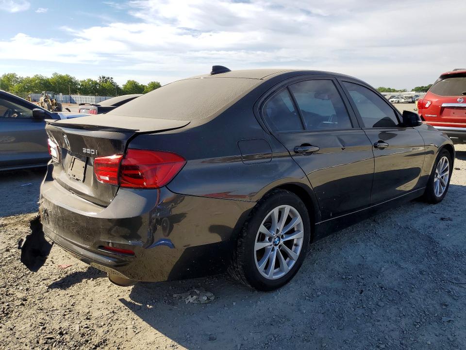 Продажа на аукционе авто 2016 Bmw 320, vin: WBA8A9C53GK618520, номер лота: 47535276