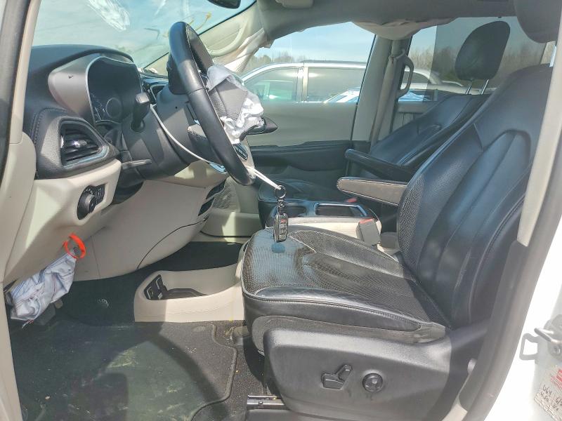 79229985 :رقم المزاد ، 2C4RC1GG8JR226396 vin ، 2018 Chrysler Pacifica مزاد بيع