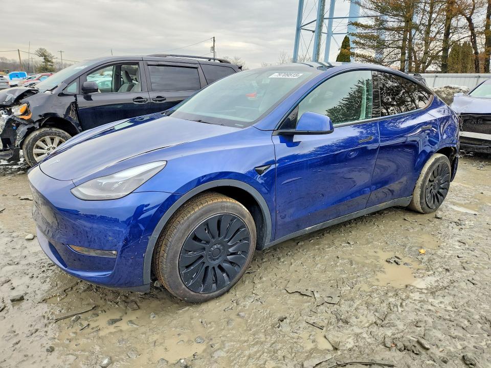79709515 :رقم المزاد ، 7SAYGDED2PF958850 vin ، 2023 Tesla Model Y مزاد بيع