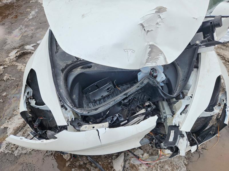 Продажа на аукционе авто 2022 Tesla Model 3, vin: 5YJ3E1EB1NF271124, номер лота: 45555686