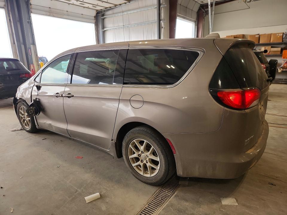 47744596 :رقم المزاد ، 2C4RC1DG0HR536489 vin ، 2017 Chrysler Pacifica مزاد بيع
