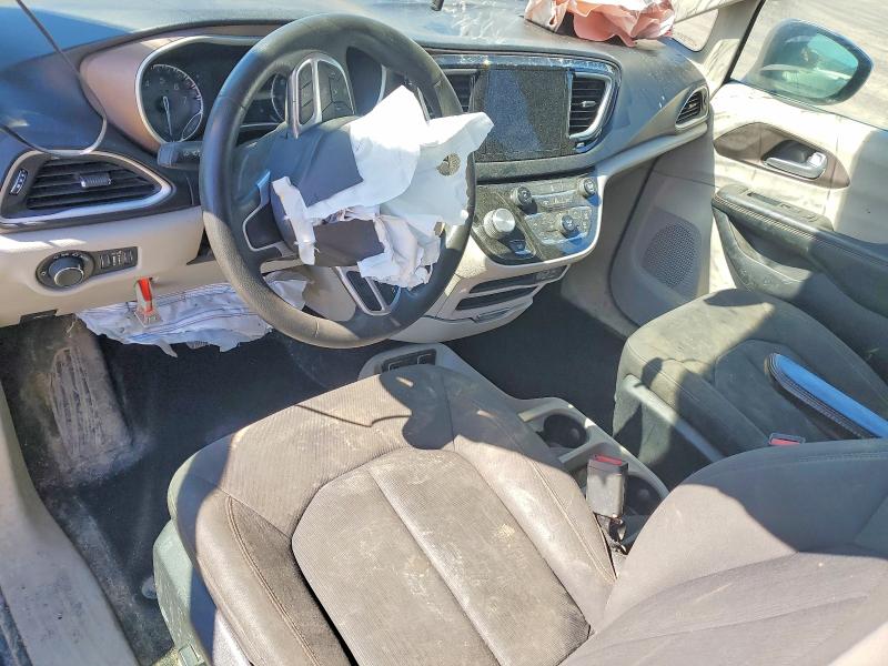 47695556 :رقم المزاد ، 2C4RC1DGXHR532174 vin ، 2017 Chrysler Pacifica مزاد بيع