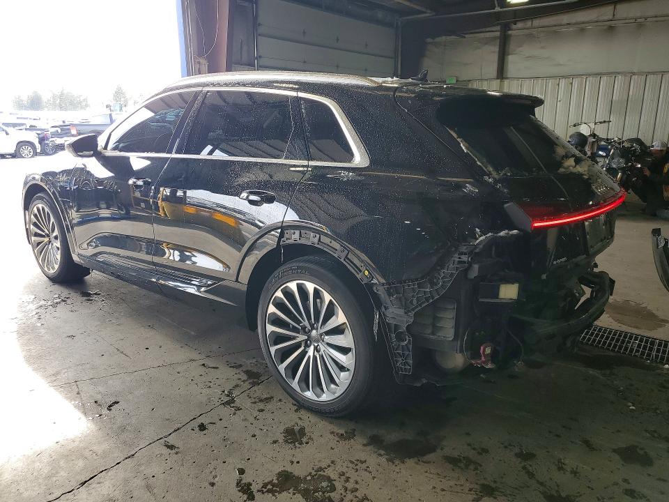 45755136 :رقم المزاد ، WA1VABGE2KB023281 vin ، 2019 Audi E-tron مزاد بيع