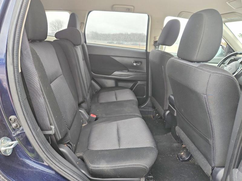 Продаж на аукціоні авто 2016 Mitsubishi Outlander, vin: JA4AZ3A38GZ047748, номер лоту: 79746025