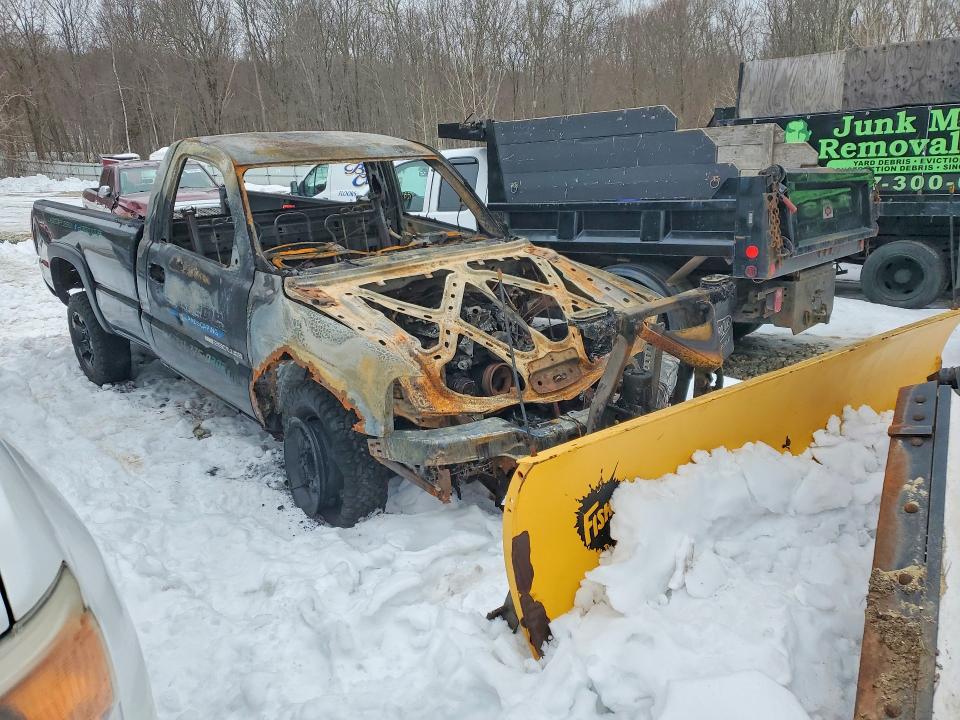 79266665 :رقم المزاد ، 1GTHK24U45E137538 vin ، 2005 Gmc Sierra مزاد بيع