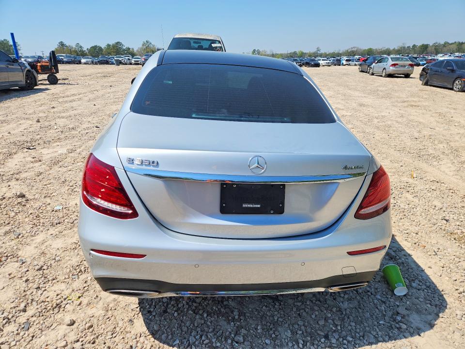 54665076 :رقم المزاد ، W1KZF8EB4LA832198 vin ، 2020 Mercedes-benz E مزاد بيع