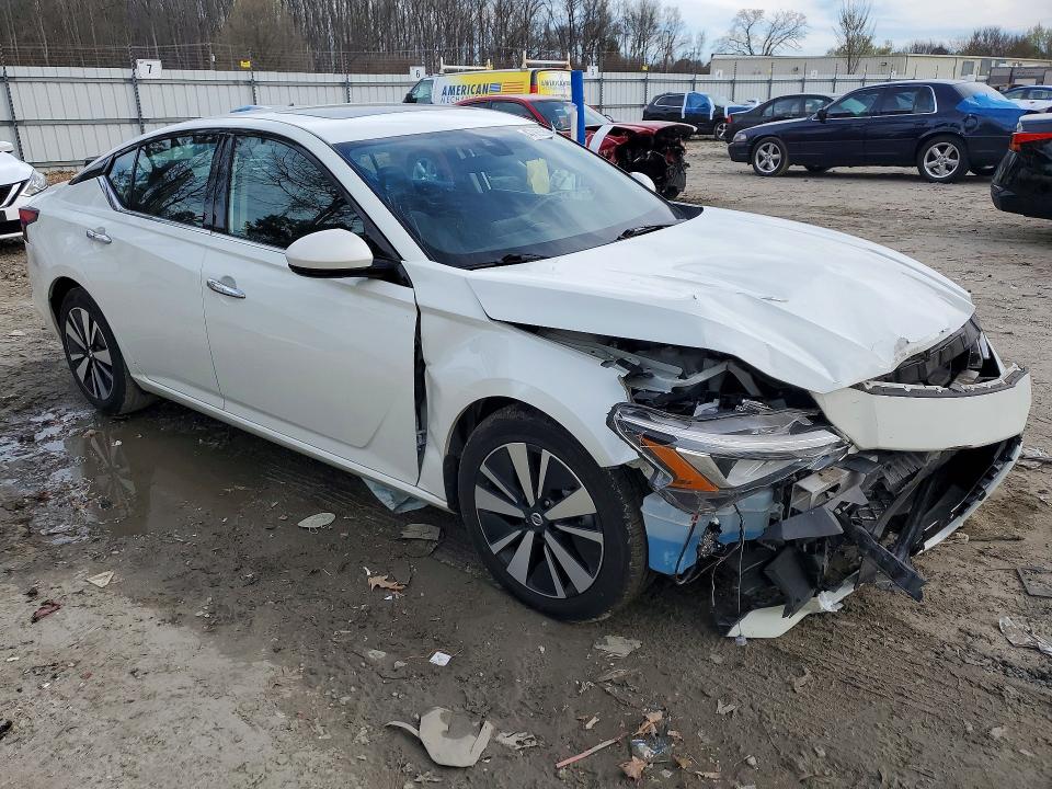 Продаж на аукціоні авто 2022 Nissan Altima, vin: 1N4BL4EV1NN414416, номер лоту: 47065946