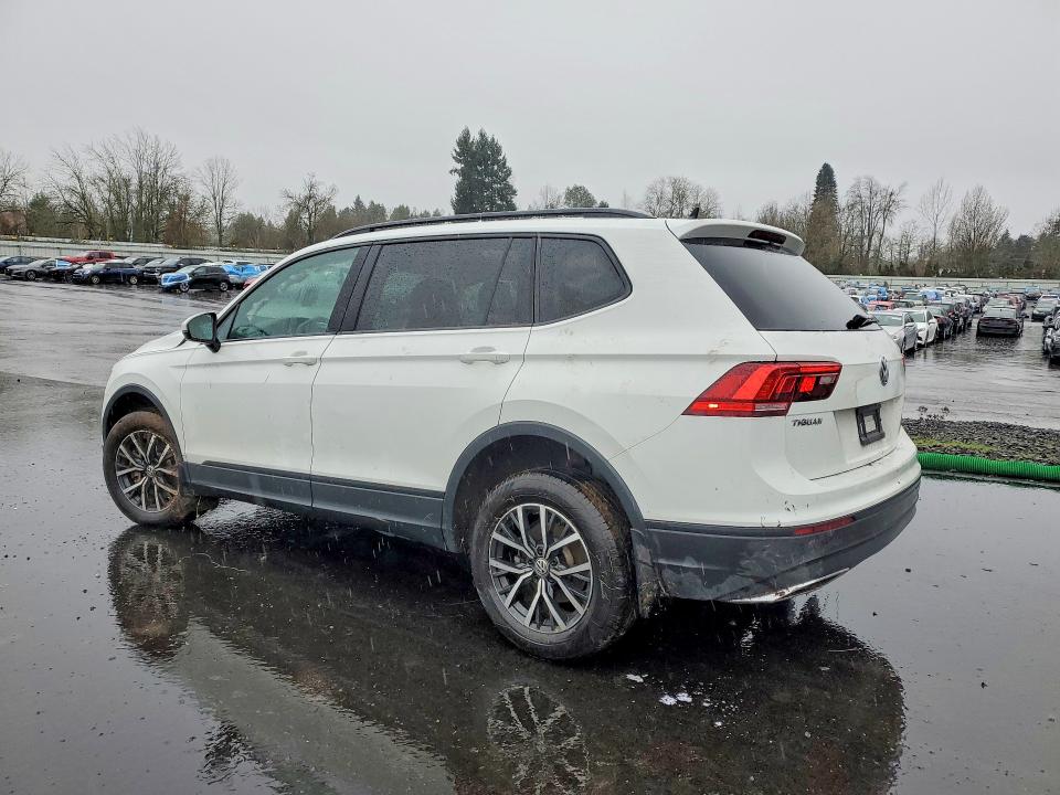 46055976 :رقم المزاد ، 3VV0B7AX8MM143054 vin ، 2021 Volkswagen Tiguan مزاد بيع