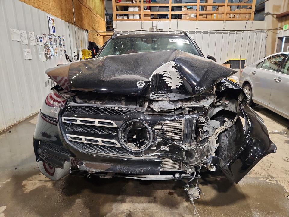 46229156 :رقم المزاد ، 4JGFF5KE8NA690625 vin ، 2022 Mercedes-benz Gls مزاد بيع