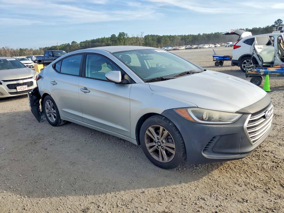 2017 Hyundai Elantra მანქანა იყიდება აუქციონზე, vin: KMHD84LF3HU203532, აუქციონის ნომერი: 79161895