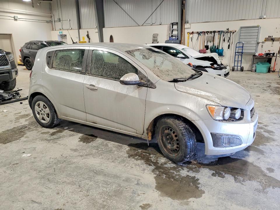 47157706 :رقم المزاد ، 1G1JA6EH2E4163695 vin ، 2014 Chevrolet Sonic مزاد بيع