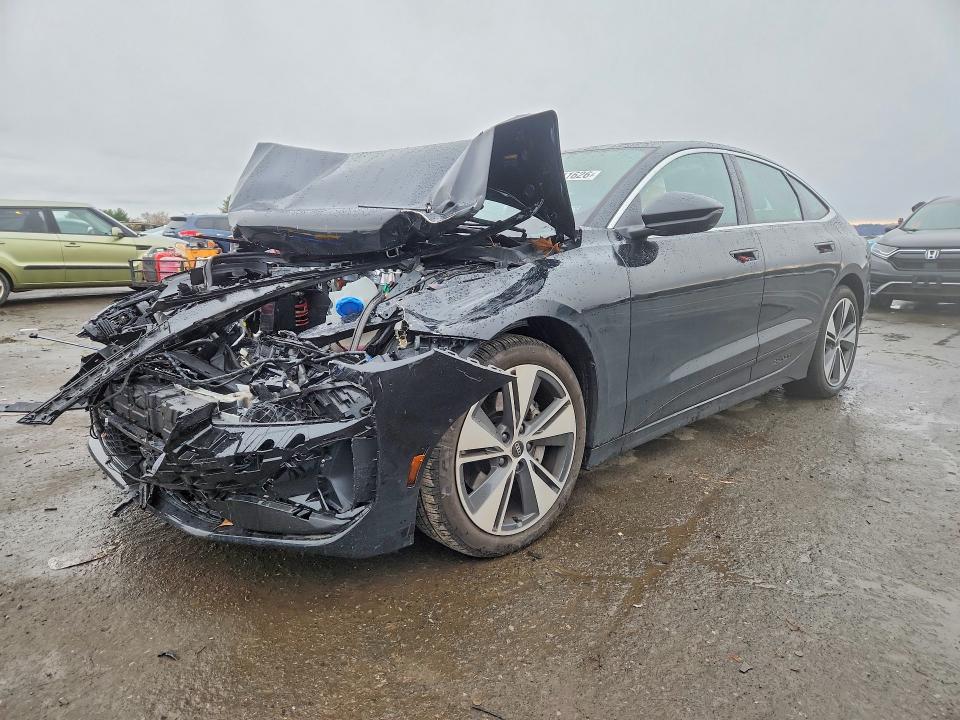 Aukcja sprzedaży 2025 Audi A6 E-tron, vin: WAU2DAGH6SA025087, numer aukcji: 45811626