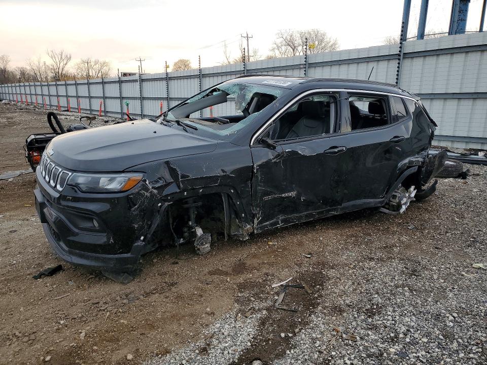 47770126 :رقم المزاد ، 3C4NJDFB0NT125710 vin ، 2022 Jeep Compass مزاد بيع