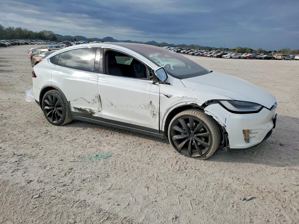 48125086 :رقم المزاد ، 5YJXCDE29LF305185 vin ، 2020 Tesla Model X مزاد بيع