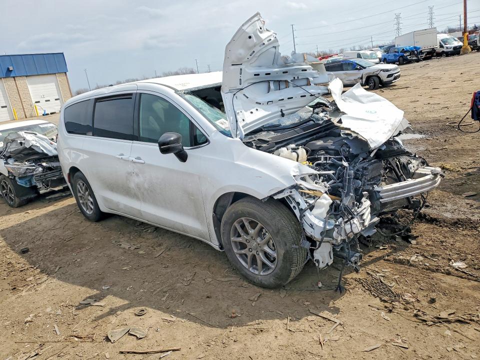 2025 Chrysler Pacifica მანქანა იყიდება აუქციონზე, vin: 2C4RC1BG7SR601333, აუქციონის ნომერი: 48279836