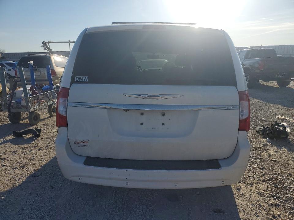 47794846 :رقم المزاد ، 2C4RC1CG9DR723919 vin ، 2013 Chrysler Town & Country مزاد بيع