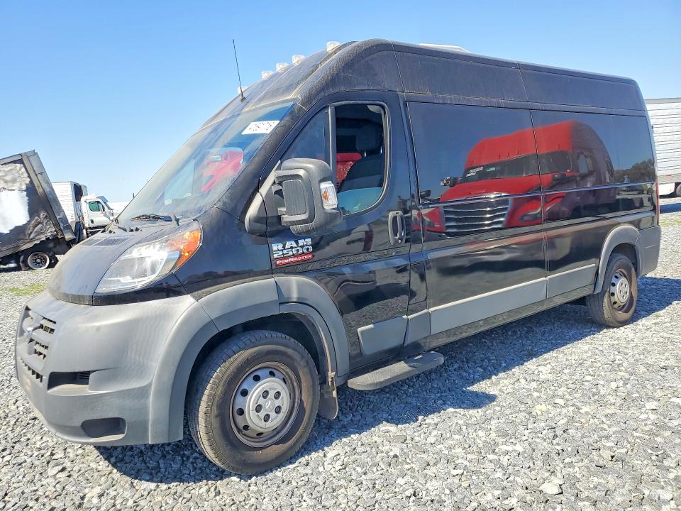 41691716 :رقم المزاد ، 3C6TRVPG6FE520861 vin ، 2015 Ram Promaster 2500 مزاد بيع