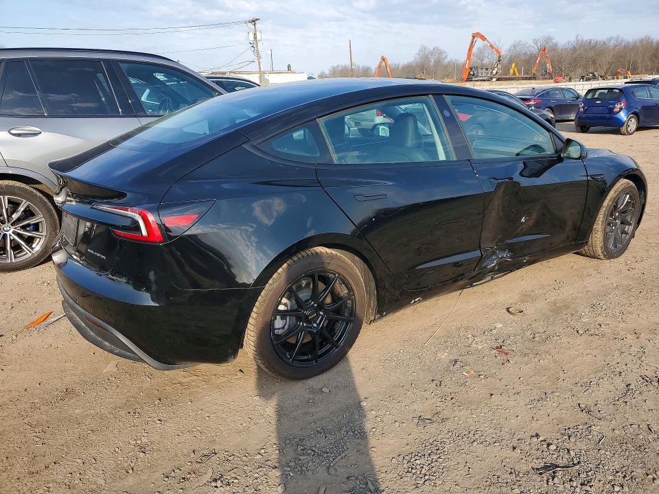 Продажа на аукционе авто 2024 Tesla Model 3, vin: 5YJ3E1EB8RF841450, номер лота: 47129356