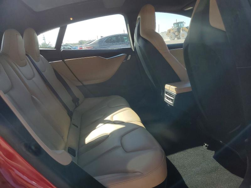 Продажа на аукционе авто 2015 Tesla Model S, vin: 5YJSA1H49FF084378, номер лота: 47275996