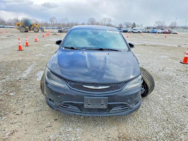 45755476 :رقم المزاد ، 1C3CCCBB2FN565936 vin ، 2015 Chrysler 200 مزاد بيع