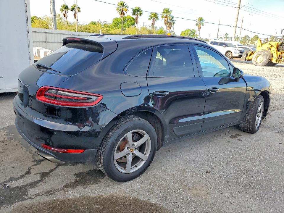 Продаж на аукціоні авто 2018 Porsche Macan, vin: WP1AA2A51JLB15809, номер лоту: 46673146