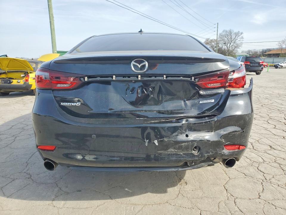 Продажа на аукционе авто 2018 Mazda 6, vin: JM1GL1XY3J1317015, номер лота: 45645186